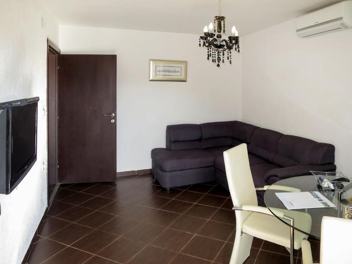 Apartment Josip - Vod201 By Interhome Tribunj  Luaran gambar